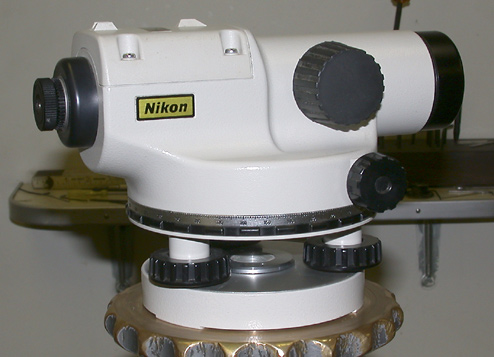 Nikon AZ-2 Automatic Level